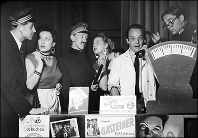 1954  Wiener Ironiker  Rolf Truxa, Illa Maria Jensen, Helmut Pucher (Wesp), Henriette Jung und Herbert Suchanek