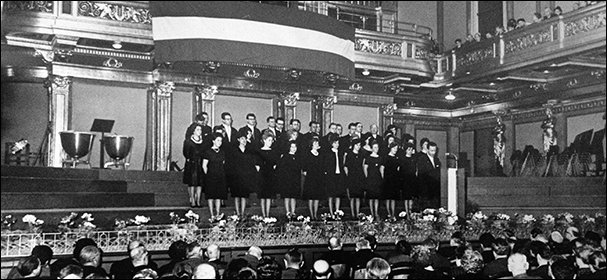1963  Gedenkstunde Mrz 1938  Mrz 1963, im Wiener Musikverein, Groer Saal, Rolf Truxa am Redpult